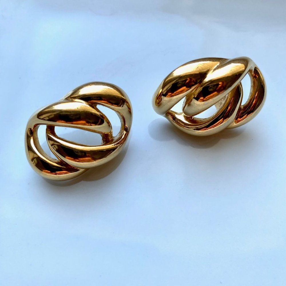Vintage 80s Gold Tone Double Loop Earrings